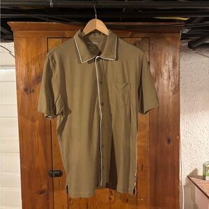 Camp collar “leisure shirt”